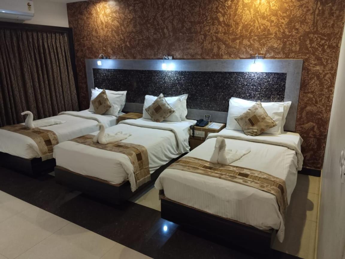 Hotel Mayas Tiruchirappalli Bagian luar foto